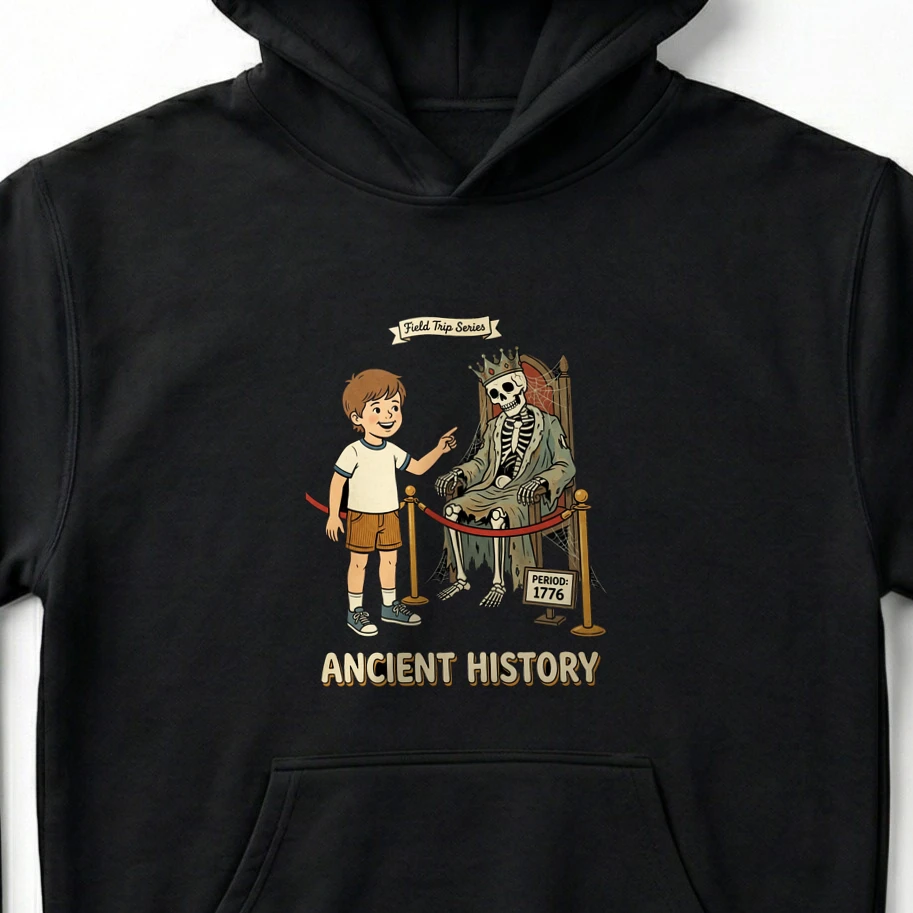 Anti-Monarchy Patriot No Kings Protest T-Shirt & Hoodie - Unisex Hoodie